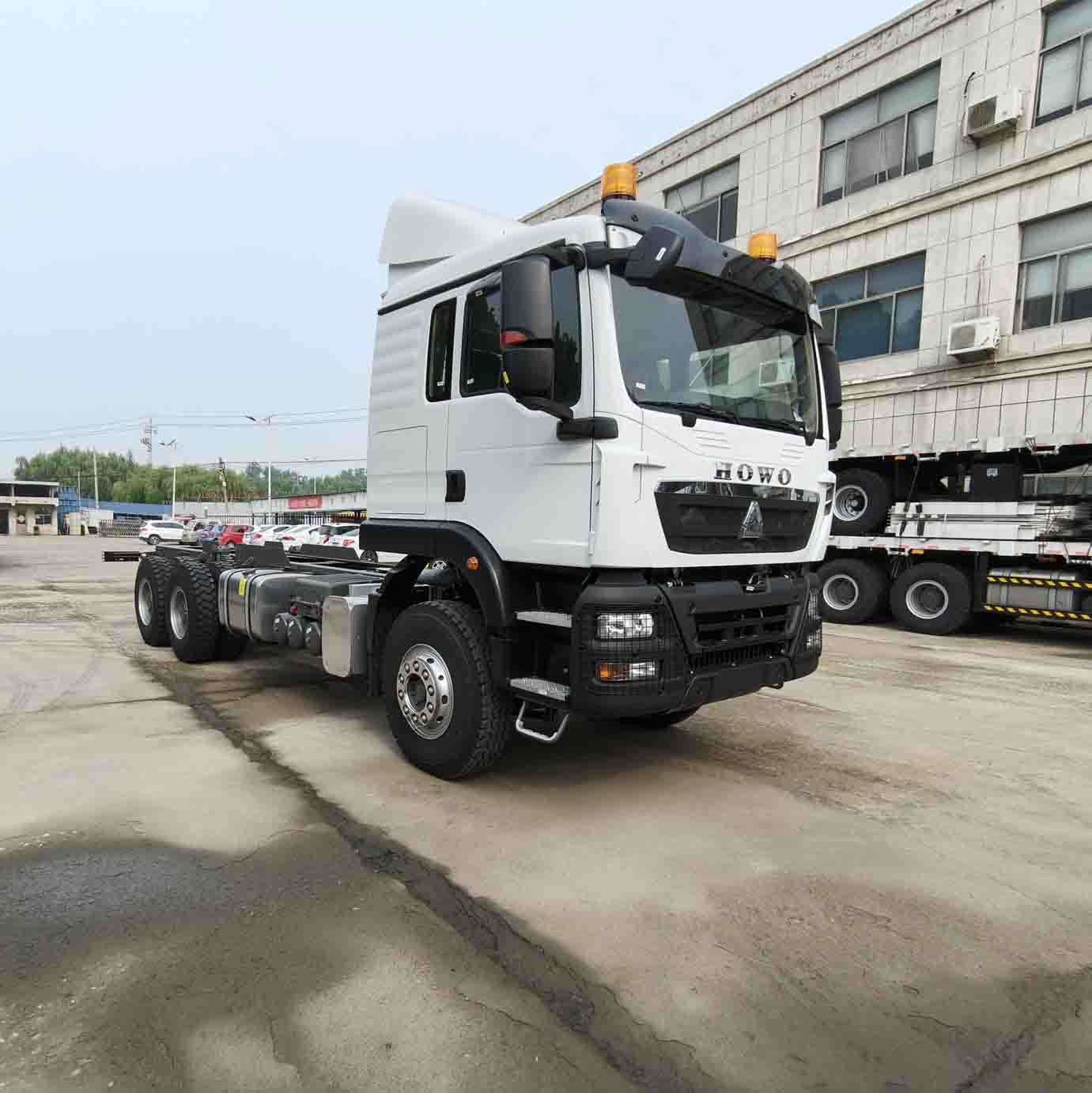 รถบรรทุกแชสซีขนส่งสินค้า Howo 6x4 TX